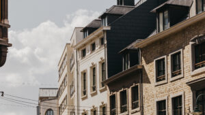 Les politiques de rénovation du bâti doivent être incitatives avant d&rsquo;être punitives