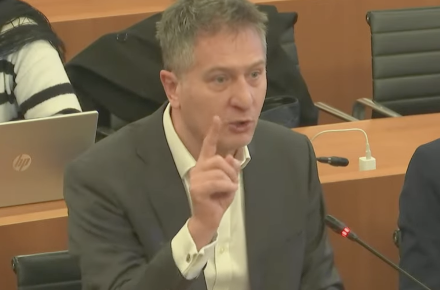 Réforme du chômage : la gauche persiste dans la politique de l’autruche 