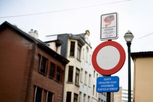 LEZ : le PS persiste et signe, les Bruxellois paieront jusqu’à 350 euros d’amende