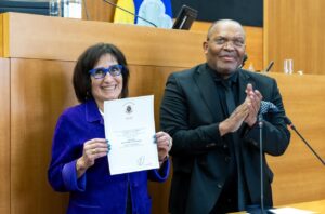 Viviane Teitelbaum élevée au rang d’Officier de l’Ordre de Léopold : la reconnaissance d’un engagement exemplaire