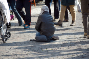 David Weytsman : « Aucune société digne ne peut accepter que des enfants grandissent dans la rue. Notre décision vise à les protéger, pas à les exclure »