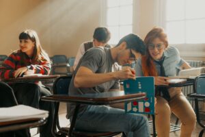 Les salles d&rsquo;études de la Ville et du CPAS connaissent un véritable succès auprès des étudiants. Près de 10.000 fréquentations enregistrées pendant le blocus